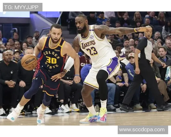 2019年火箭队与勇士队精彩对决全场回放重温经典瞬间与激烈时刻