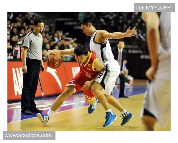 2019年江苏与山东季后赛精彩对决回顾与分析