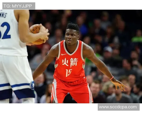 克林特卡佩拉的篮球之路与未来展望:从新秀到全明星的蜕变历程 克林特卡佩拉的篮球之路与未来展望:从新秀到全明星的蜕变历程