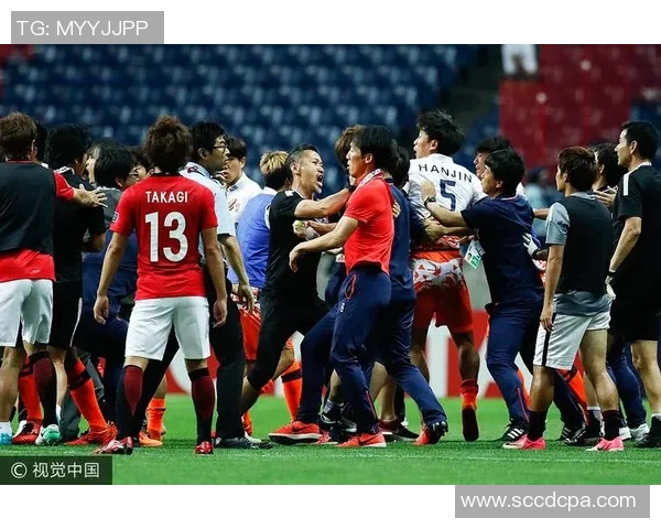济州联与浦和激烈对抗引发场外斗殴事件引发广泛关注与讨论
