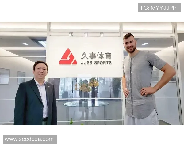 鲨鱼与火箭的美女采访揭示体育背后的魅力与激情 鲨鱼与火箭的美女采访揭示体育背后的魅力与激情